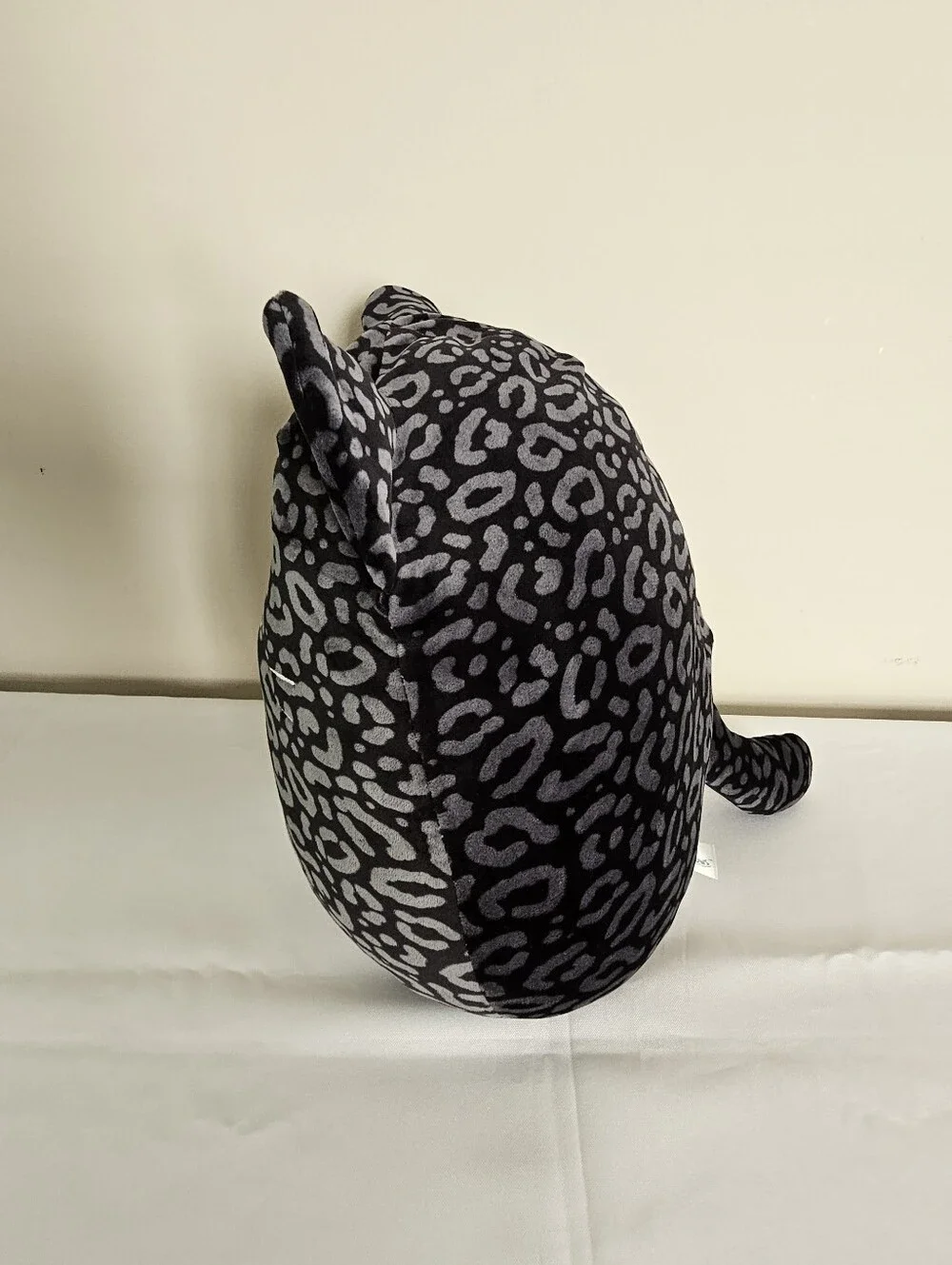 Squishmallows Xiomara The Leopard 14” Plush, Black Panther Cat Silver Spots RARE
